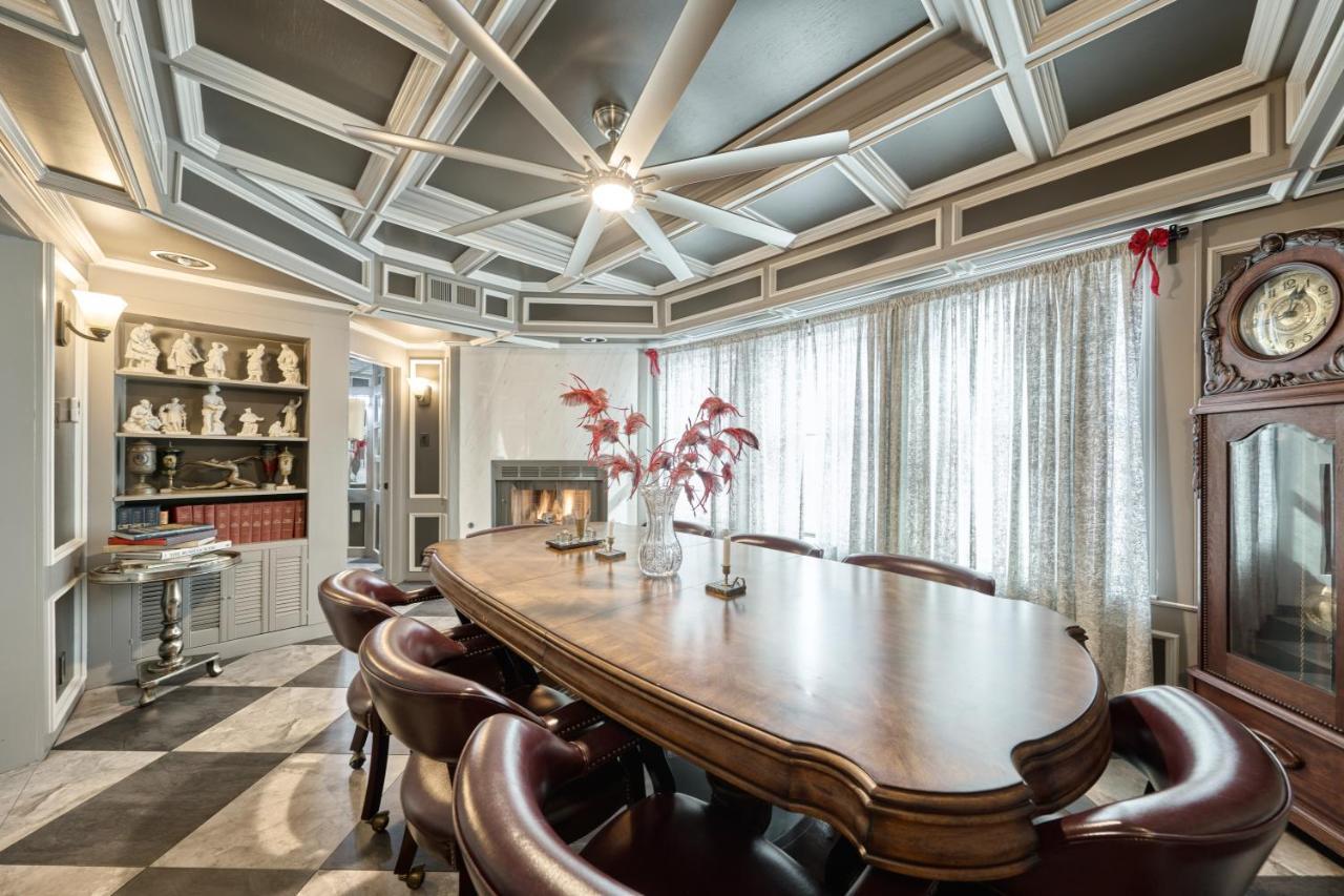 Villa With 8 Bedrooms And Heated Swimming Pool Houston Extérieur photo